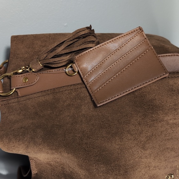 NWT House Of Harlow 1960 Faux Brown/Camel Tote. - Picture 3 of 12